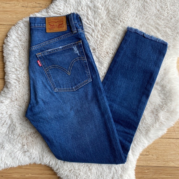 Levi’s 501 Skinny Jeans - Picture 3 of 5